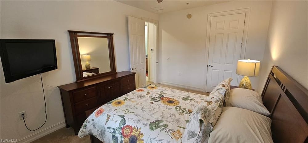 9153 Chula Vista St. 13203 – #2026032465 - Lely Resort