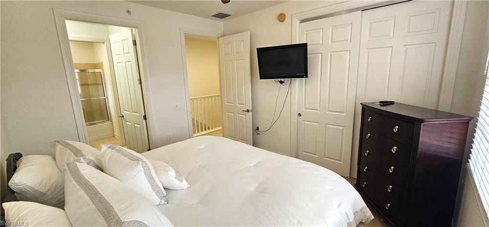 9153 Chula Vista St. 13203 – #2026032465 - Lely Resort