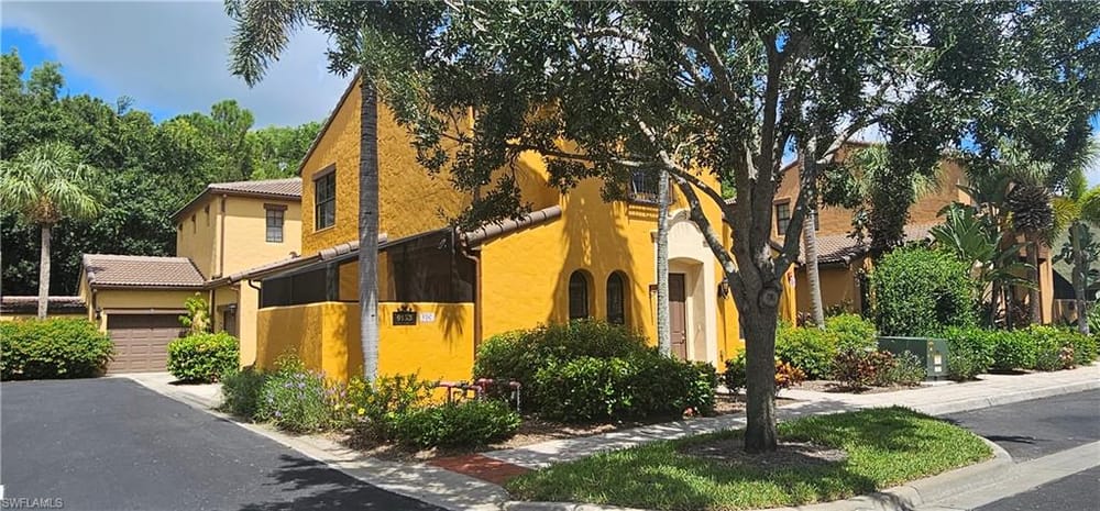 9153 Chula Vista St. 13203 – #2026032465 - Lely Resort