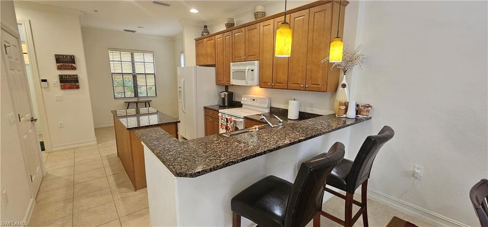 9153 Chula Vista St. 13203 – #2026032465 - Lely Resort