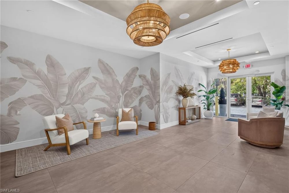 1165 8th St. S #302 – #226028046 - Olde Naples