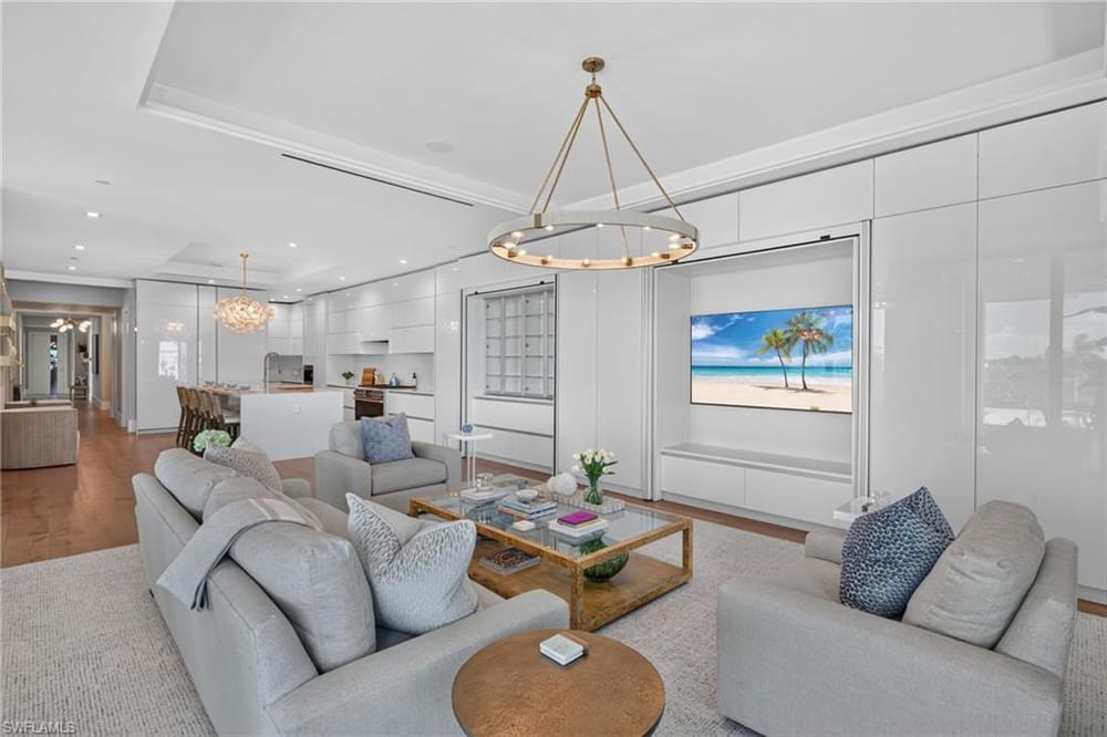 1165 8th St. S #302 – #226028046 - Olde Naples