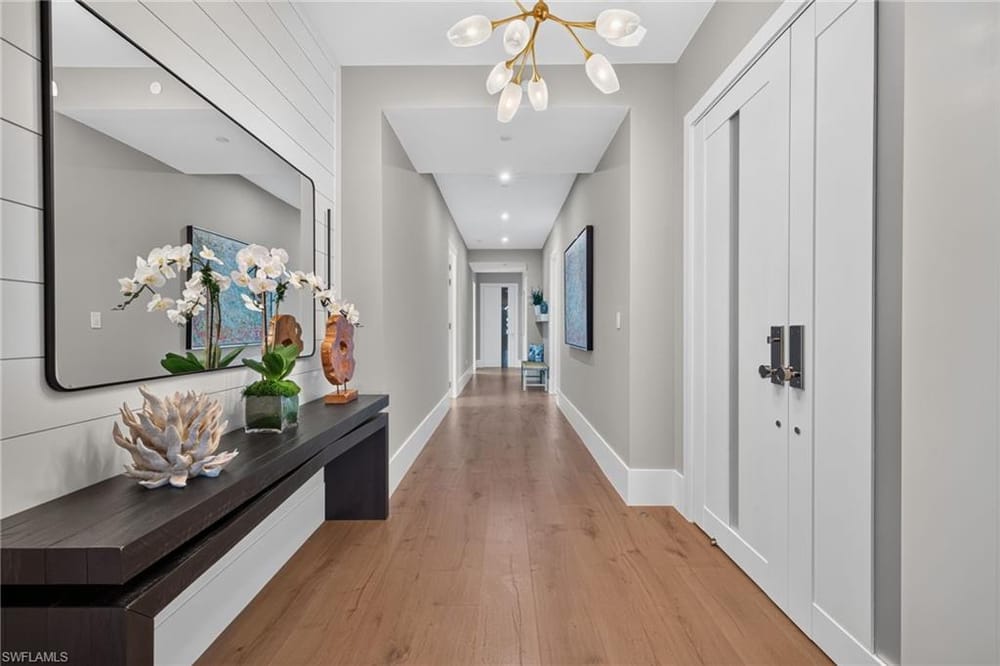 1165 8th St. S #302 – #226028046 - Olde Naples
