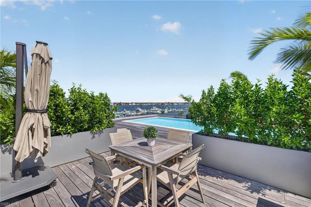 1165 8th St. S #302 – #226028046 - Olde Naples