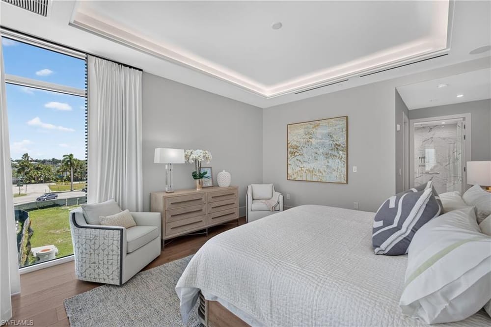 1165 8th St. S #302 – #226028046 - Olde Naples