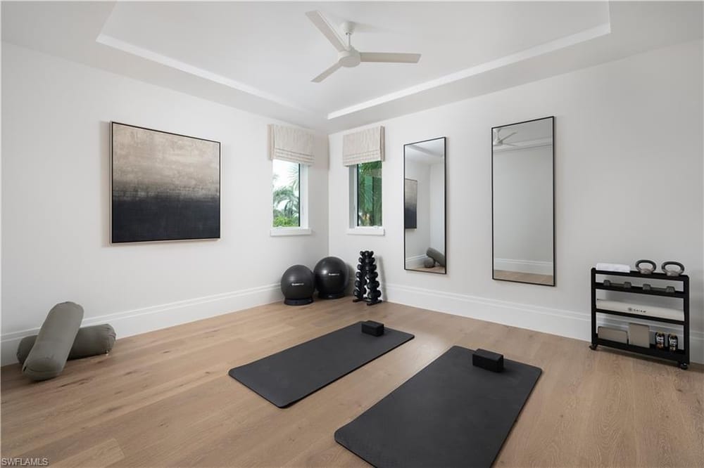 141 Channel Dr. – #226028092 - Vanderbilt Beach