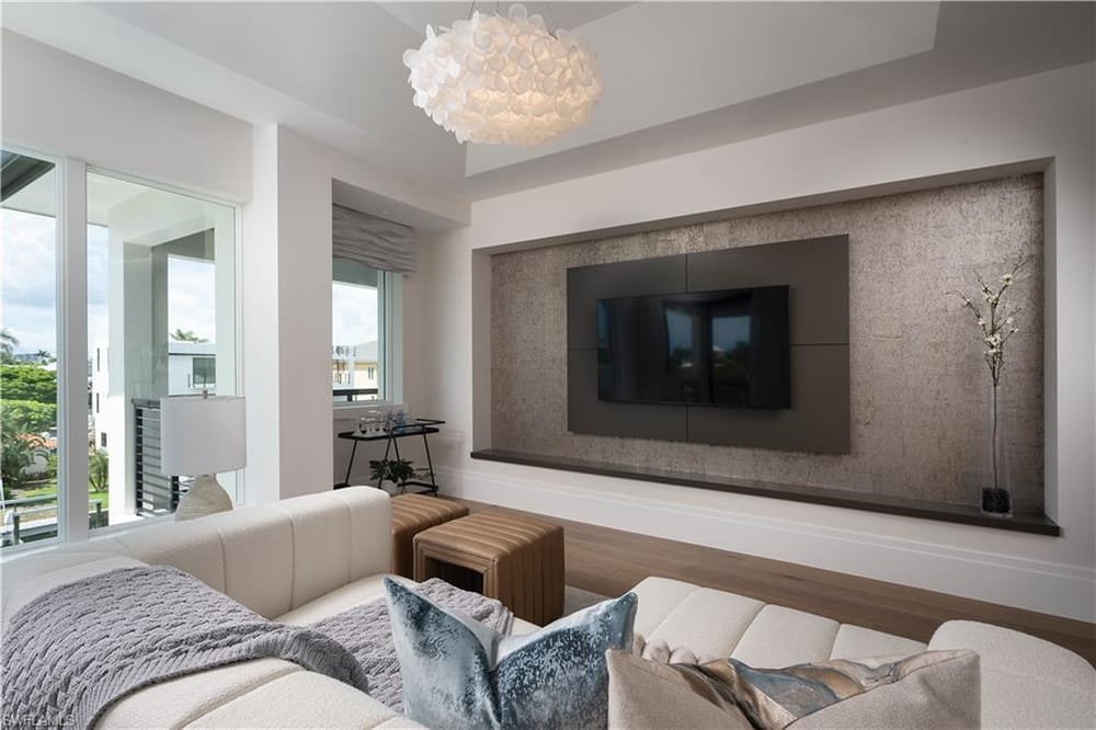 141 Channel Dr. – #226028092 - Vanderbilt Beach