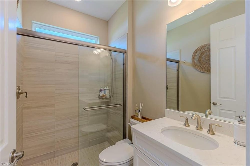 18750 Lake Hammock Dr. – #226028159 - Royal Palm Golf Estates