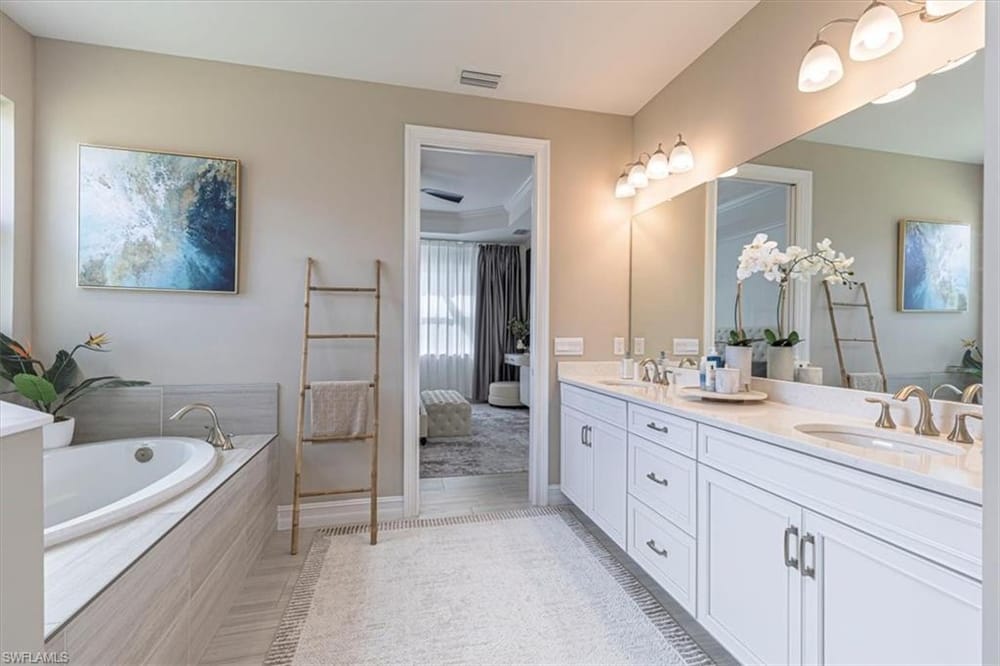 18750 Lake Hammock Dr. – #226028159 - Royal Palm Golf Estates