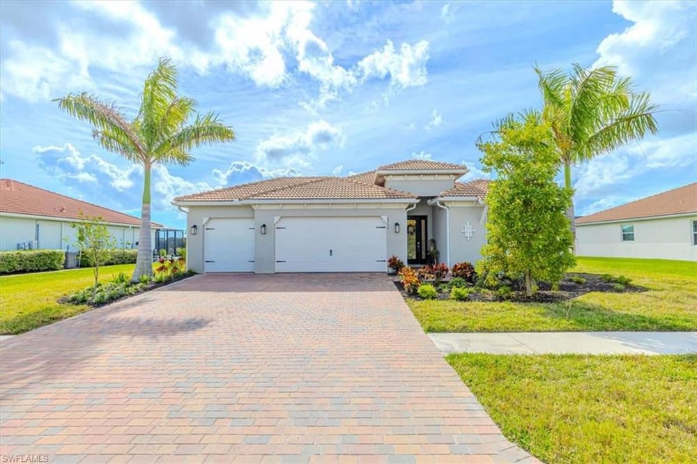 18750 Lake Hammock Dr. – #226028159 - Royal Palm Golf Estates