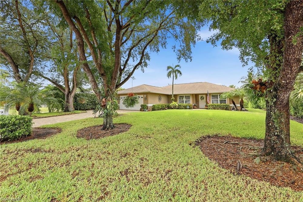 1073 Alhambra Cir. – #226028173 - Naples Twin Lakes