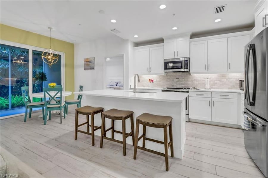 6953 Avalon Cir. 1801 – #224090182