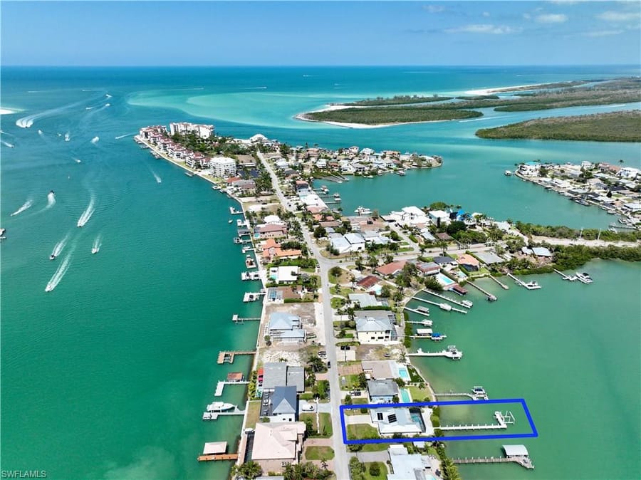 19 Pelican St. E – #225066042