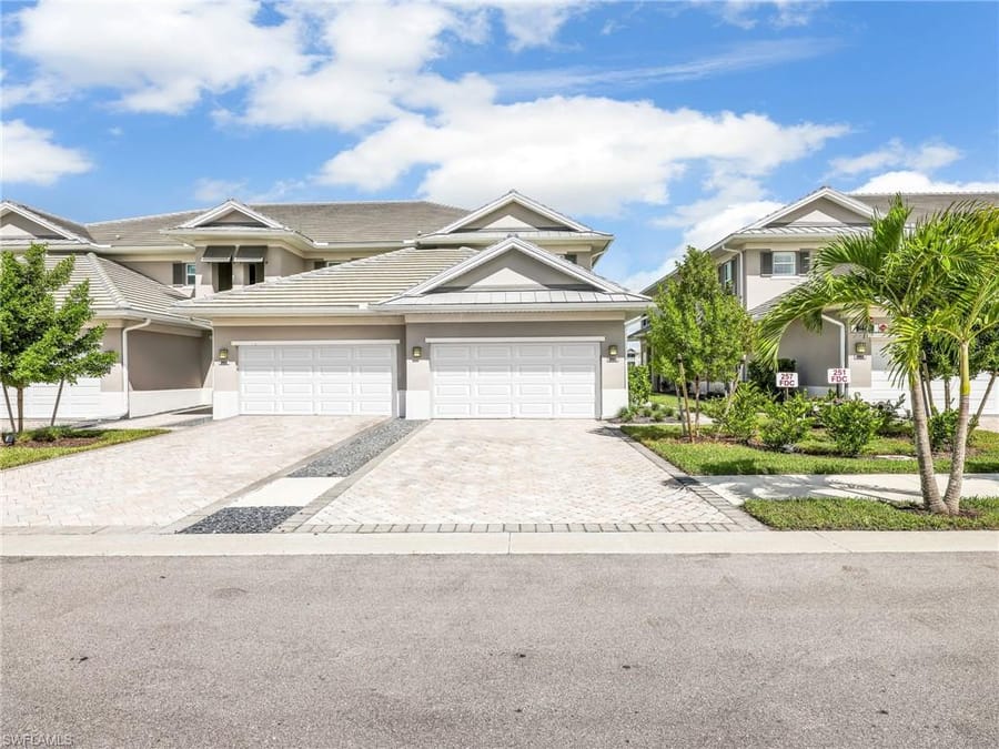 257 Indies Dr E 102 – #225074568