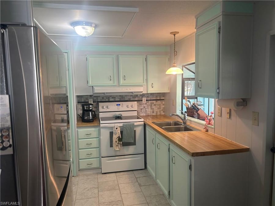 221 Indian Key Ln. 254 – #225083759