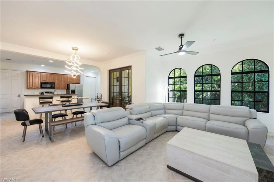 9145 Chula Vista St. 13004 – #226003292