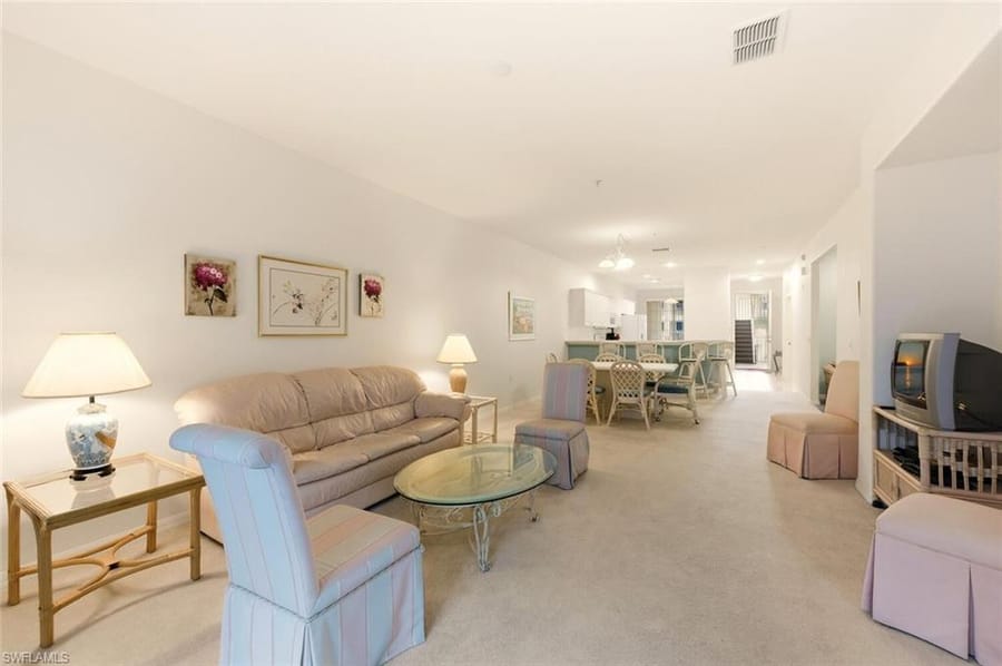 4843 Hampshire Ct. 106 – #226003636