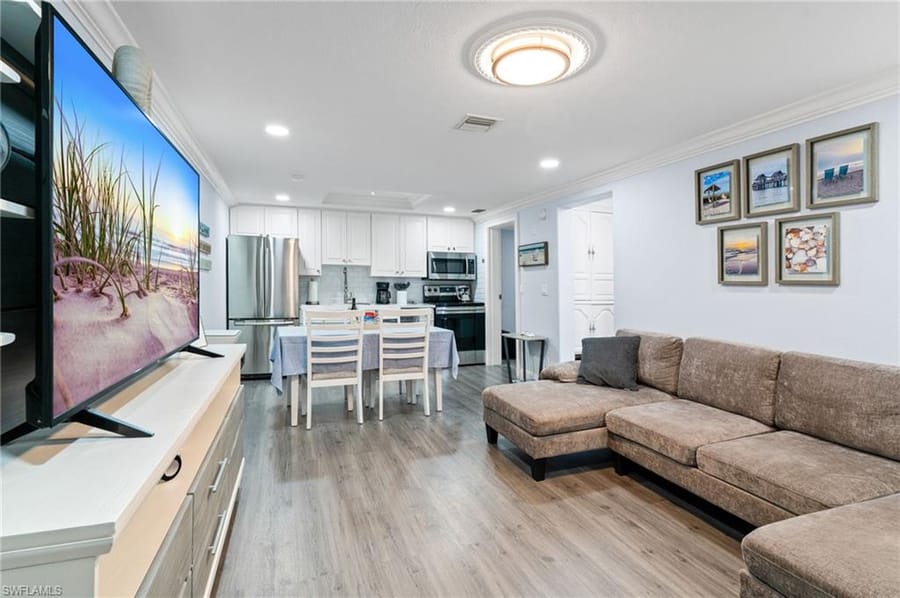 5320 Treetops Dr. I – #226009890