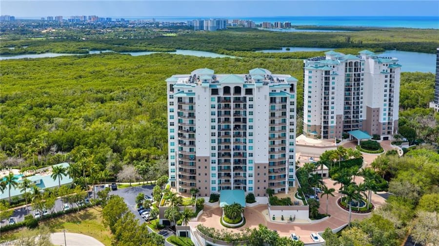 455 Cove Tower Dr. 304 – #226010218