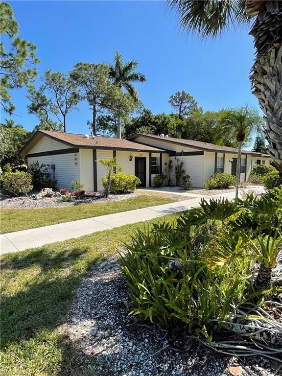 1095 Pine Isle Ln. 1095 – #226011408