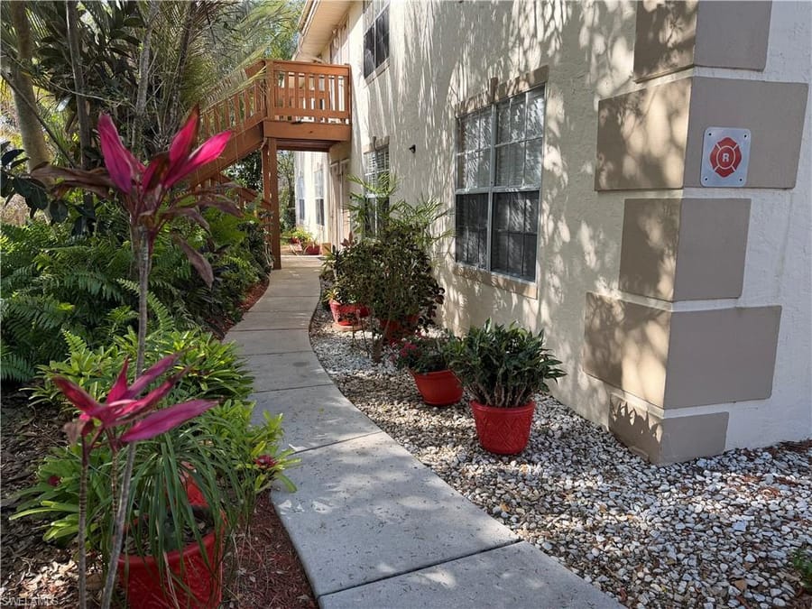 5352 16th Pl. SW G2 – #226013052