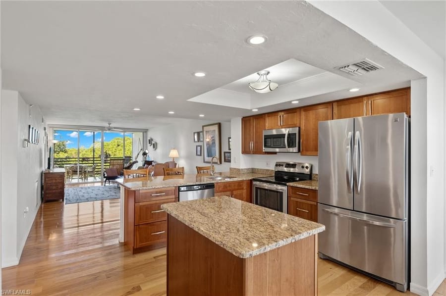 290 Naples Cove Dr. 2602 – #226018254