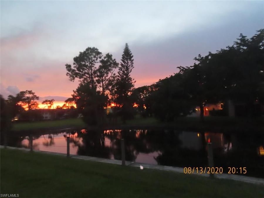 992 Woodshire Ln. D107 – #226018325