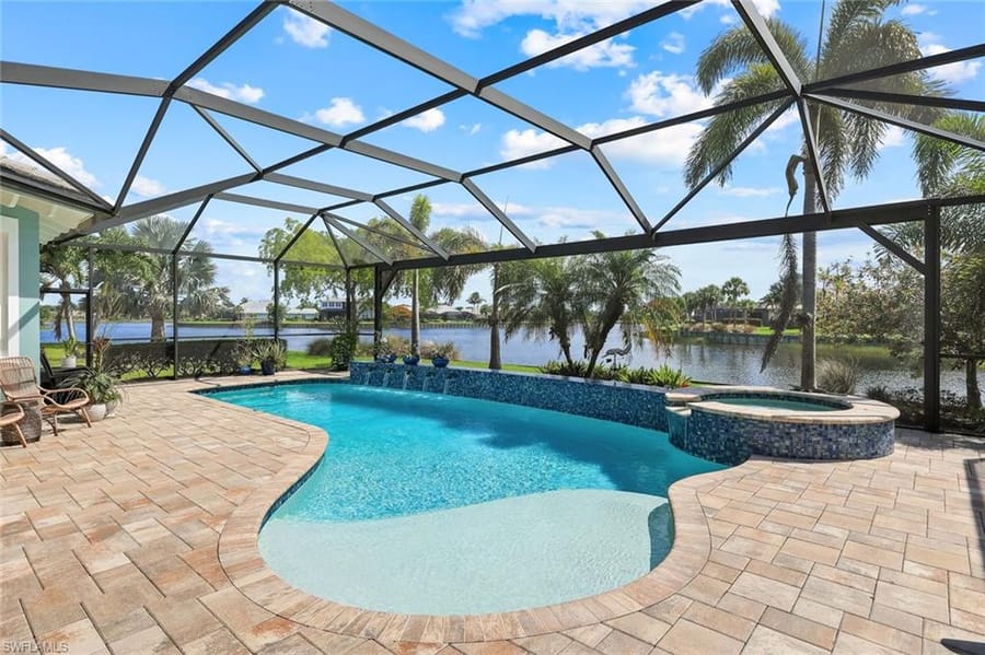 6460 Pembroke Way – #226020677