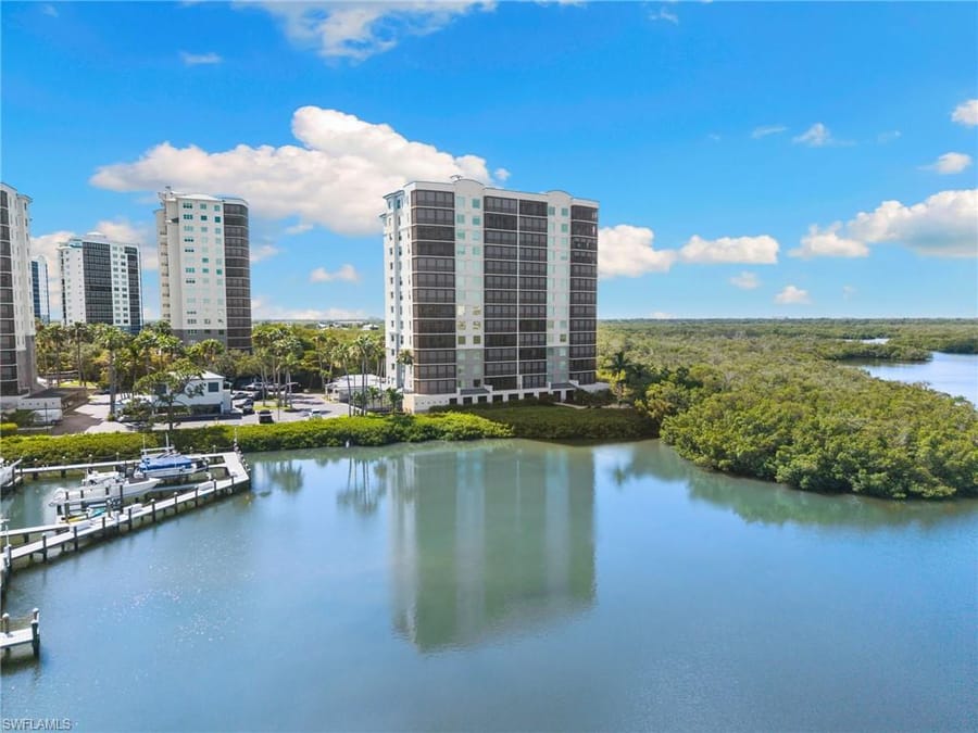 420 Cove Tower Dr. 804 – #226021671