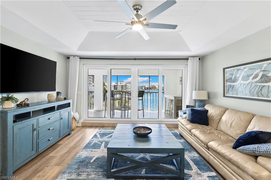 9101 Vanderbilt Dr. 302 – #226025103